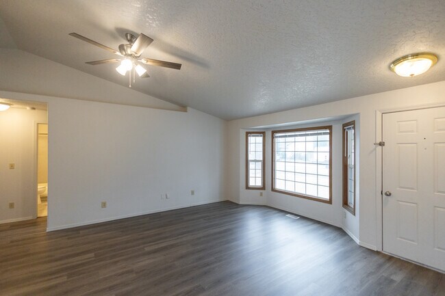 Building Photo - 1763 W McGlinchey St