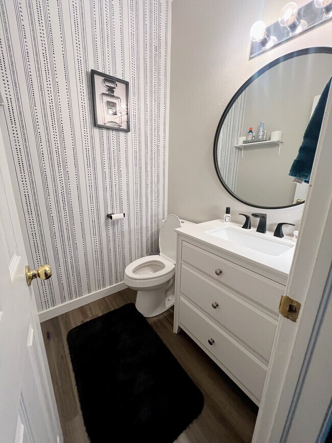 Building Photo - 12253 E 2nd Dr.