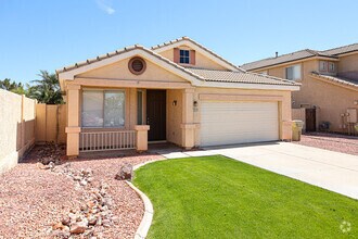 Building Photo - 4bed with pool