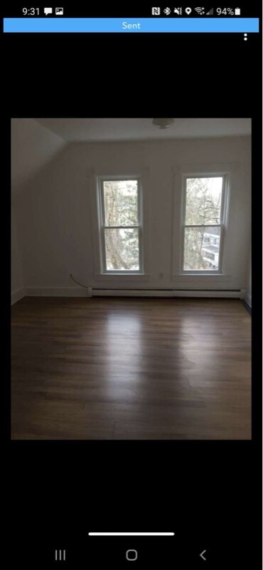 Building Photo - 12 Milne St