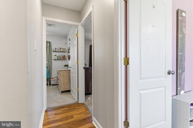 Building Photo - 62 Oldbrook Rd