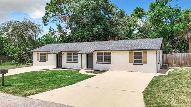 Primary Photo - 1525 Swordbill Dr