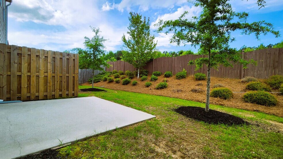 Building Photo - 5256 Barberry Ave