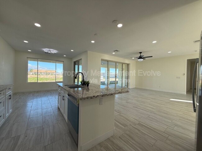 Building Photo - 22536 W Huntington Dr