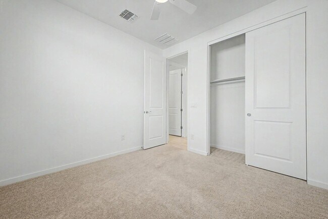 Building Photo - 25291 W Hidalgo Ave