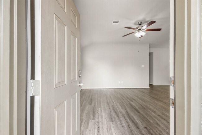 Building Photo - 3715 Arbor Trails Dr