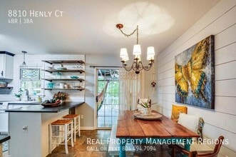 Building Photo - 8810 Henly Ct
