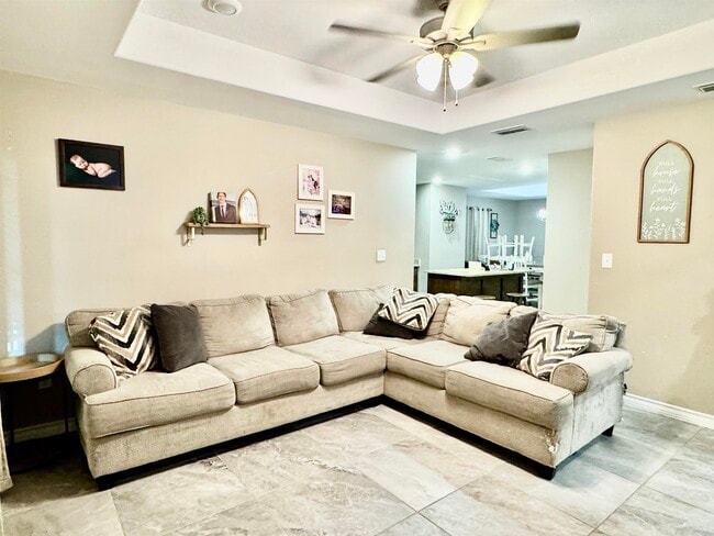 Building Photo - 3011 Bluebell Ct