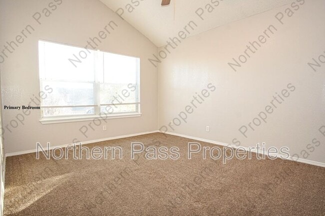 Building Photo - 13740 Paseo Alegre Ave