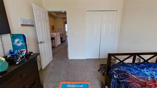 Building Photo - 1420 SE 26th Ave