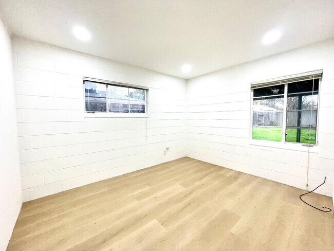 Building Photo - 5119 58th St