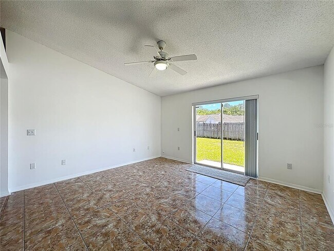 Building Photo - 3155 Atwater Dr