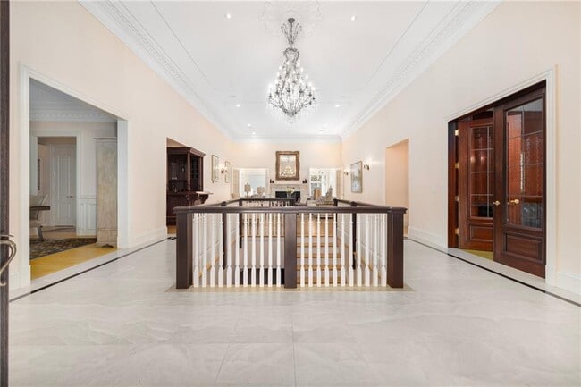 Building Photo - 524 Tillinghast Rd