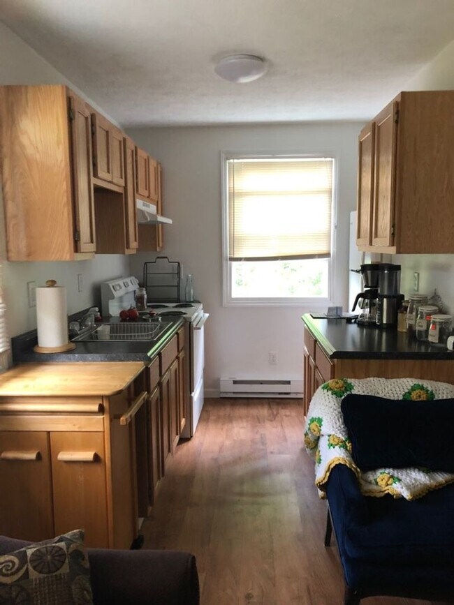 Building Photo - Wiles Hills - 1 Bedroom apartment -Availab...