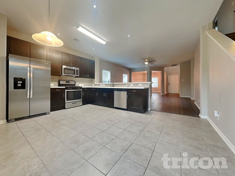 Building Photo - 7707 Foxwaithe Ln