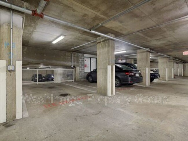 Building Photo - 1150 K St NW