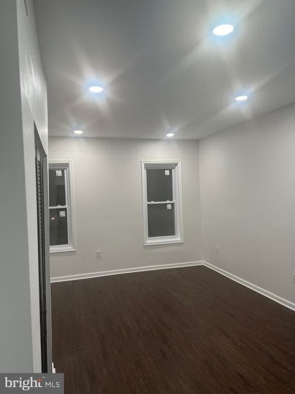 Building Photo - 5227 Addison St
