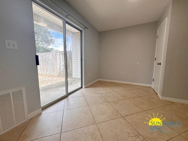 Building Photo - Charming 2 Bedroom Townhome in Fort Walton...