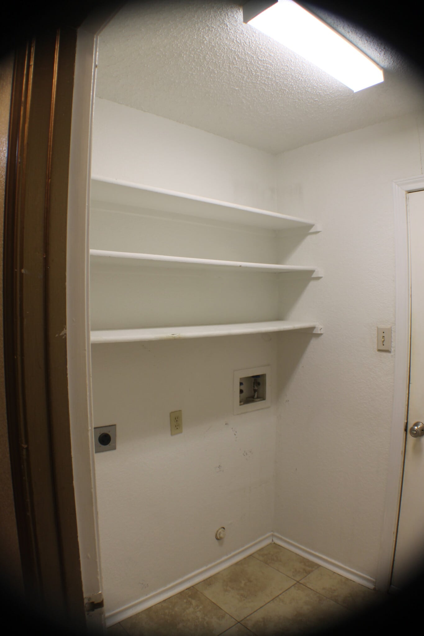 Utility Room - 1206 Devonshire Ln