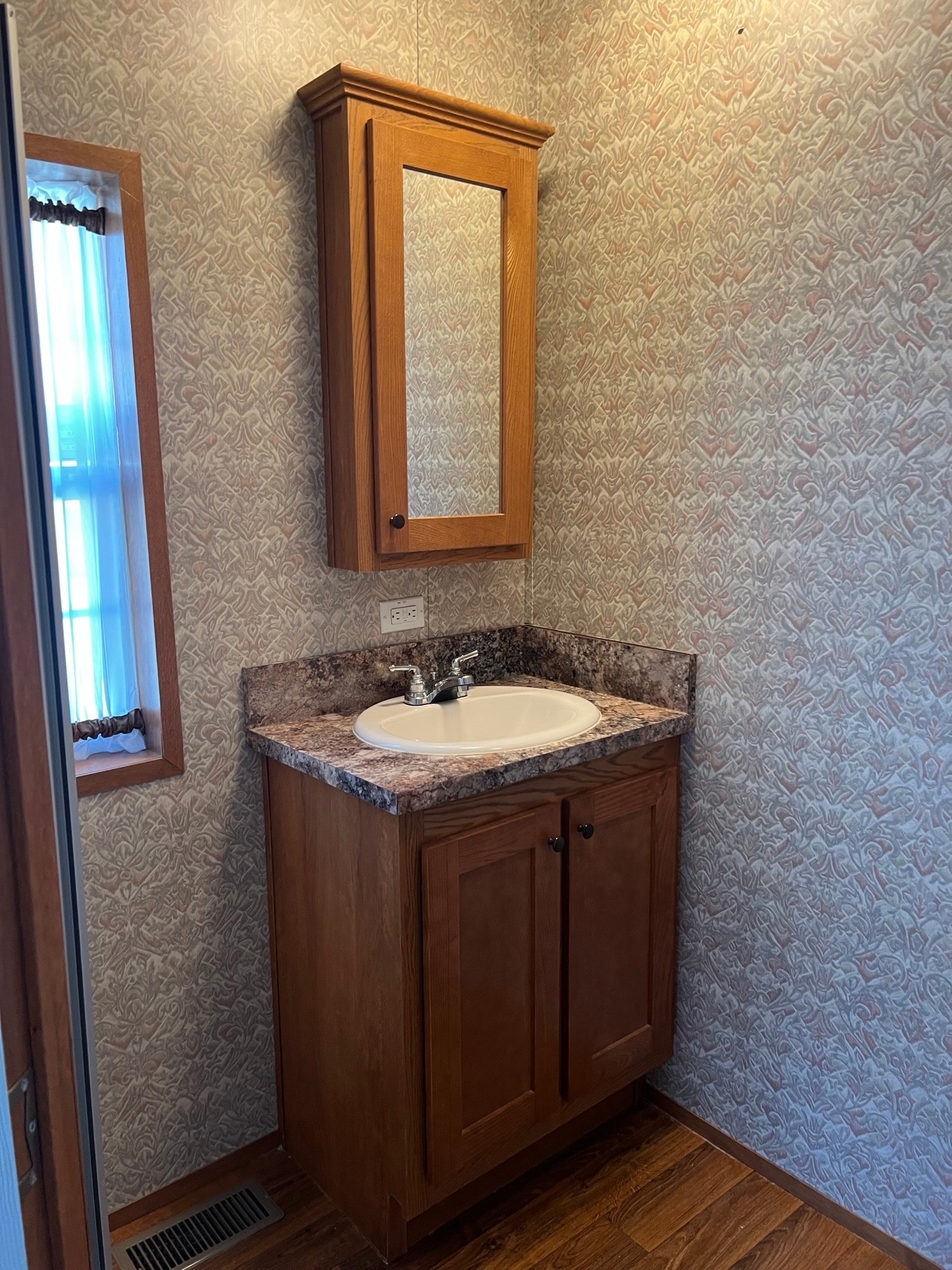 Building Photo - 1 Greenwood Dr