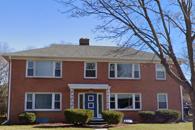 Primary Photo - 1205 S Midvale Blvd