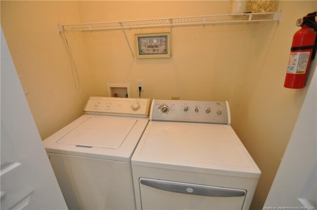 Building Photo - 4002 Volkswalk Pl