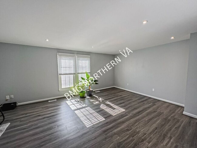 Building Photo - 14416 Black Horse Ct