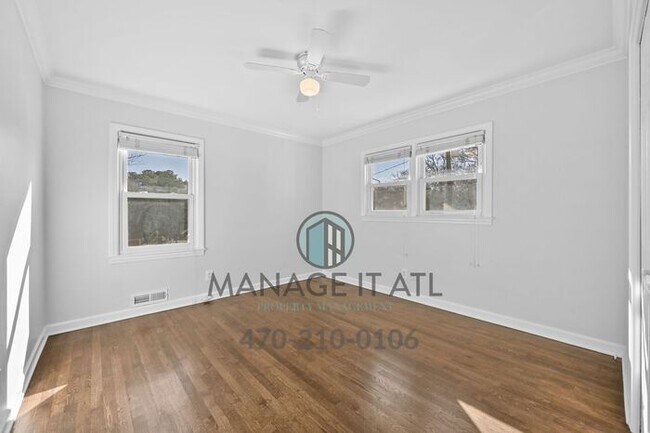 Building Photo - Beautifully renovated 3 bedroom house in Tucker, GA!