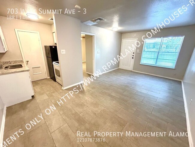 Building Photo - AVAILABLE NOW! Charming 1-Bedroom in the H...