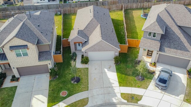 Building Photo - 7431 Sail Hl Dr