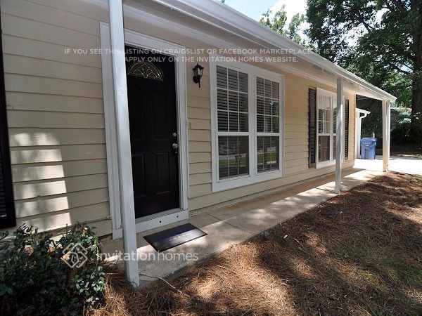 Building Photo - 1093 Sandalwood Dr