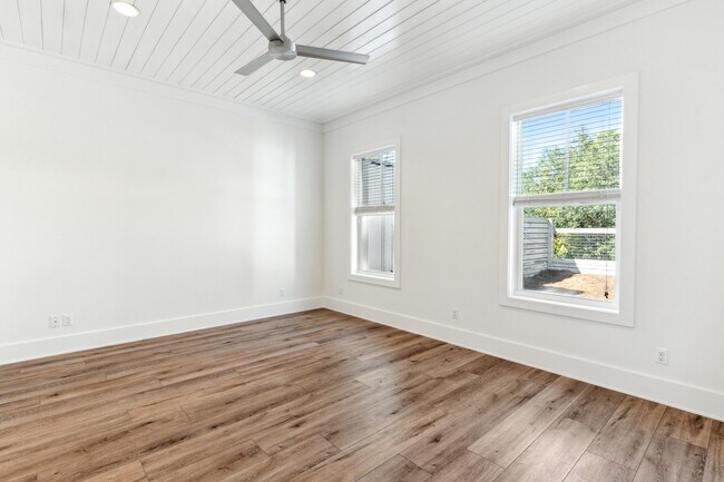 Building Photo - 142 Rolling Dunes Dr