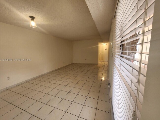 Building Photo - 11810 SW 80th St
