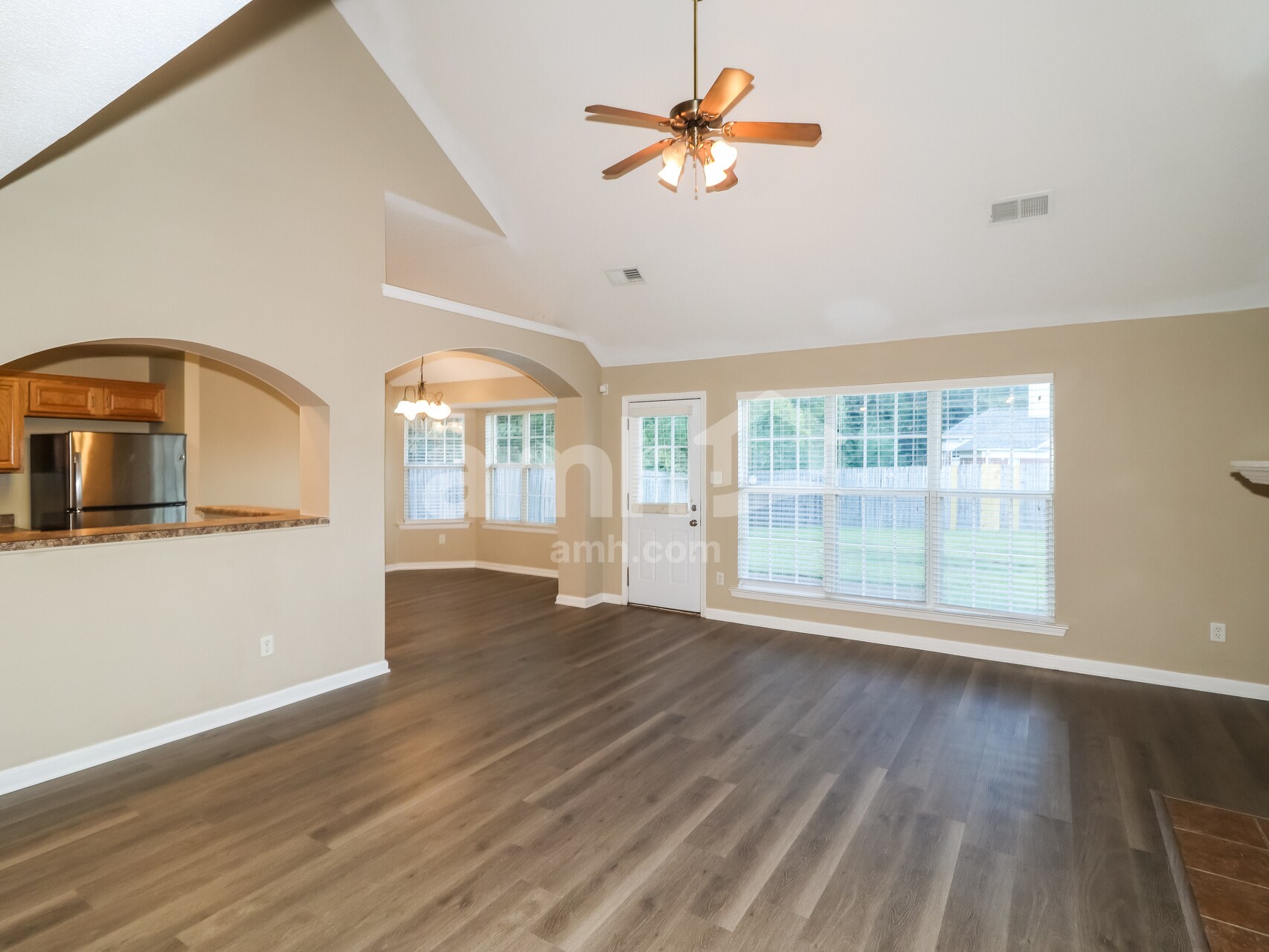 Building Photo - 5664 Tulip Grove Dr