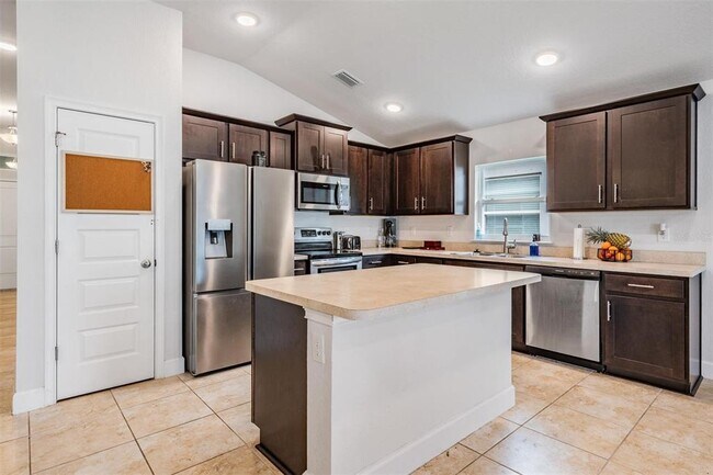 Building Photo - 14916 Imperial Purple Ln