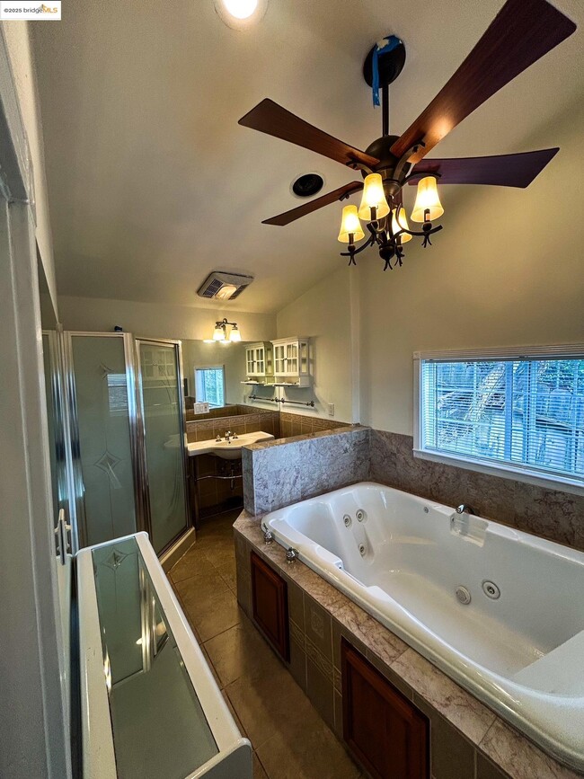 Building Photo - 7442 Hillmont Dr