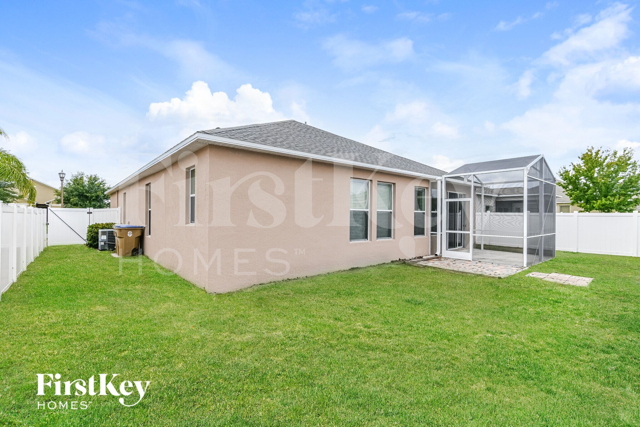 Building Photo - 2716 Barclay Ln
