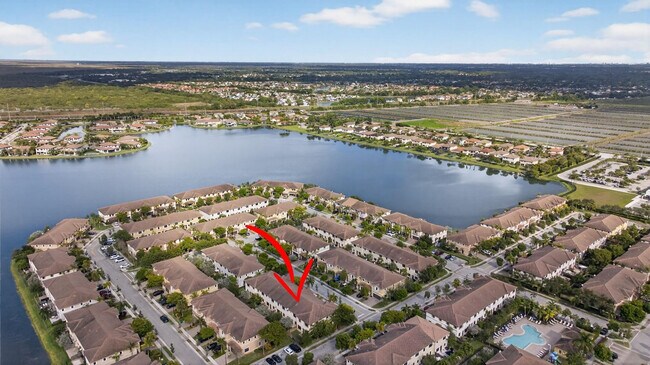 Building Photo - 8435 Blue Cove Way