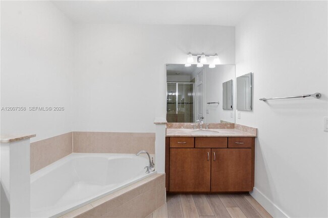 Building Photo - 13012 Riverwalk Cir N