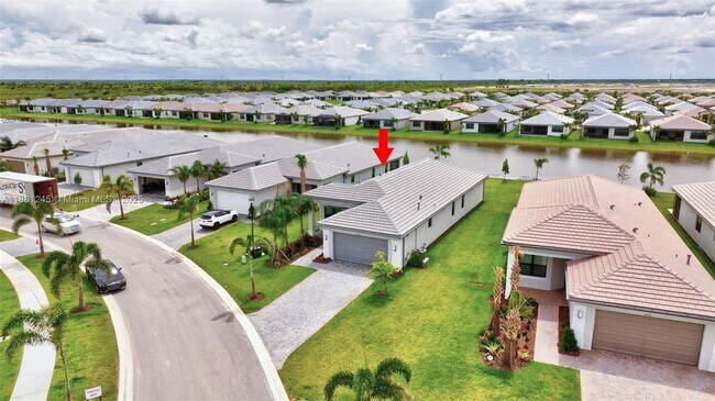 Building Photo - 11665 SW Marine Wy