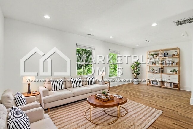 Building Photo - 178 Briar Rd