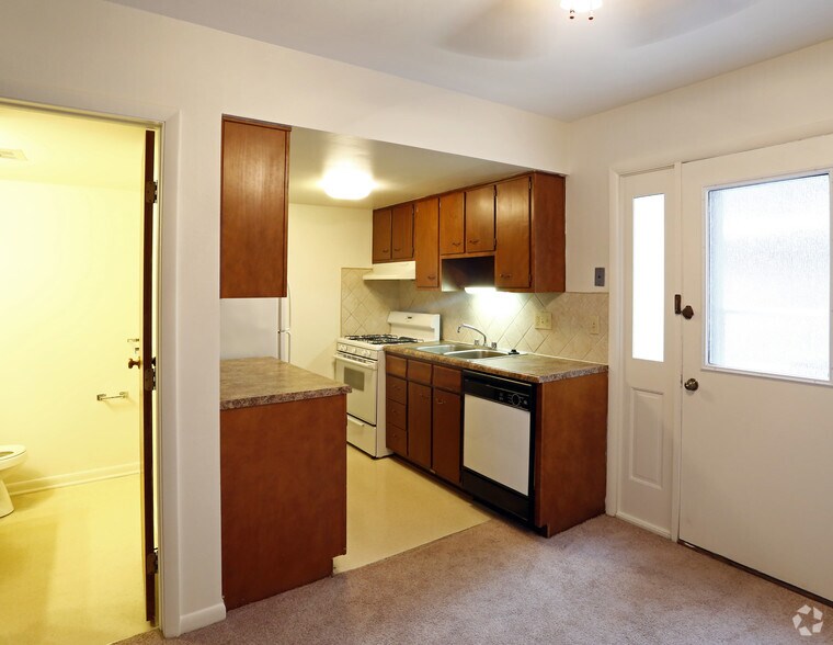 King's Cove 2560 Key St Toledo OH 43614 Apartment Finder
