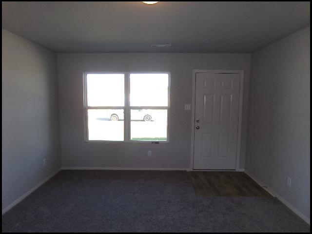 Building Photo - 1817 Tiger Lily Ln