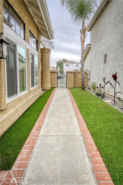 Building Photo - 24911 Laguna Vista