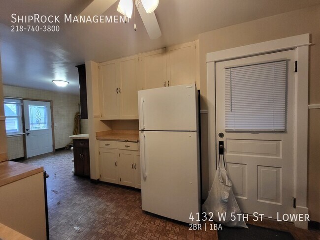 Building Photo - 4132 W 5th St