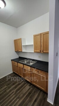 Building Photo - 5096 Minerva Ave