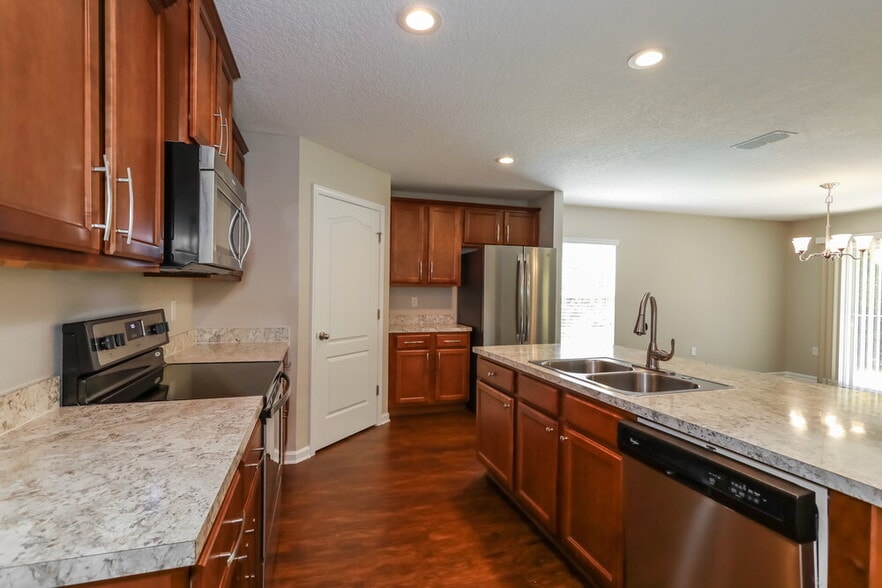 Building Photo - 2386 Christi Lakes Court