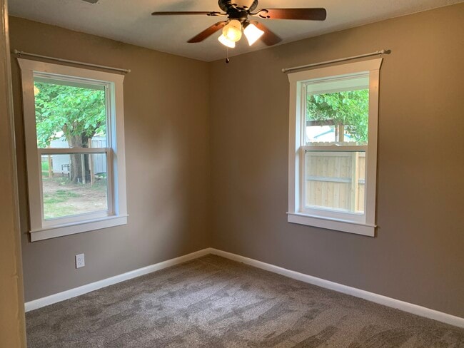 Bedroom 3 - 4530 S Laura St