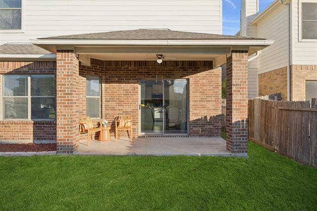 Building Photo - 12145 Walden Wood Dr