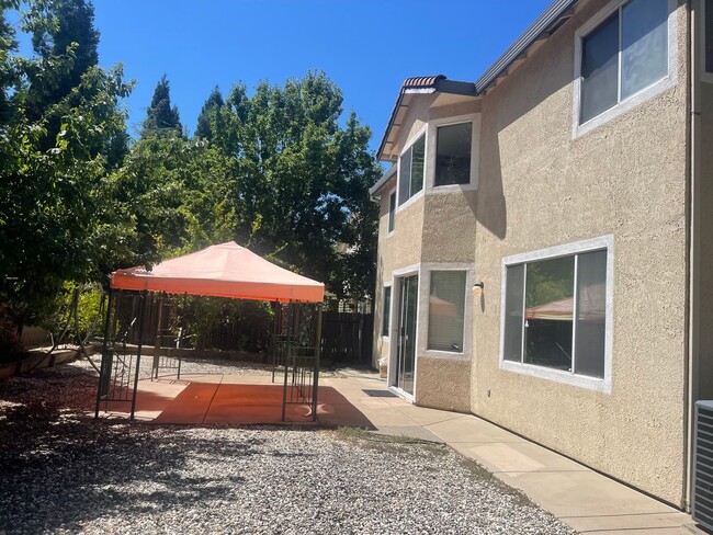 Building Photo - 959 Sterling Cir